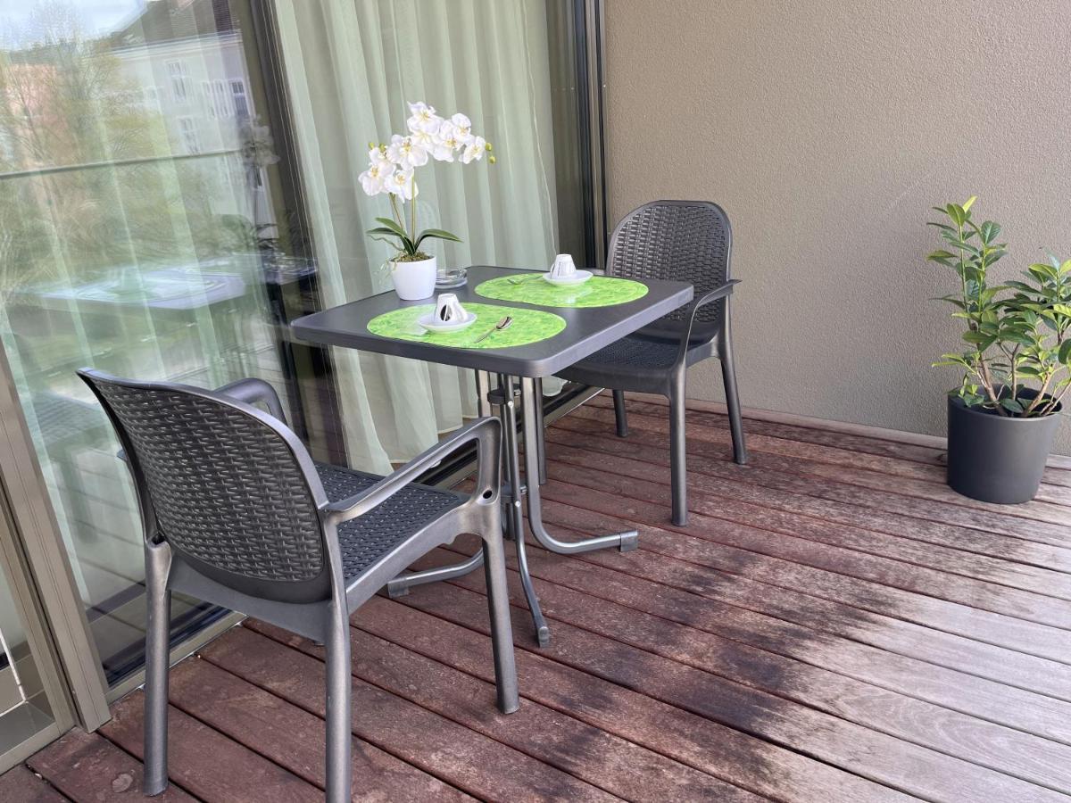 Luxusappartement Mit Garage Im Zentrum Wiener Neustadt Dış mekan fotoğraf